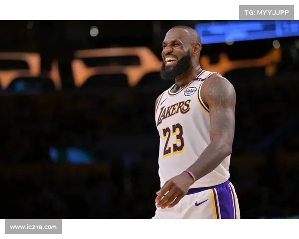 NBA球星表情大解析：从詹姆斯到库里，笑容背后的故事